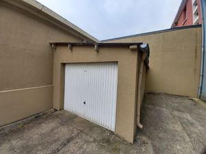 Location Parking ST LO 50000