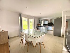 Vente maison 6 pièces 172 m² à Lons-le-Saunier (39000)  399 000 €