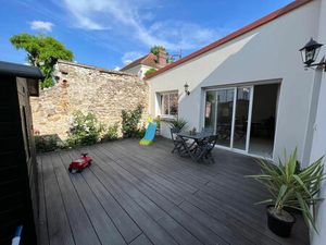 Location maison 5 pièces  90.00m²  Chevry