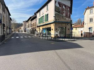 Local commercial à louer - Brignais - d'une surface de 145 m²