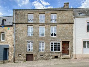 Vente immeuble Gorron (53120)