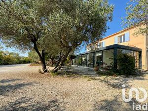 Vente Maison Piscine à Saint-Martin-de-Crau (13310) : à vendre Piscine / 211m² Saint-Marti