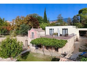 Vente maison 5 pièces 200 m² à Cucuron (84160)  1 050 000 €