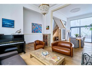 Vente maison 7 pièces 185 m² à Lille (59000)  998 000 €