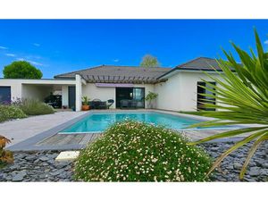 Vente maison 5 pièces 136 m² Bénéjacq (64800)