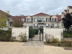 Vente appartement 4 pièces 88 m² à Saint-Prix (95390)  405 000 €