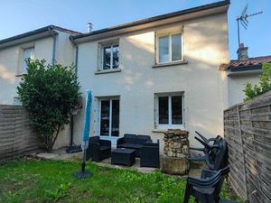 Vente maison 4 pièces 80 m² Sauzé-entre-Bois (79190)