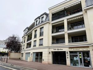 Vente locaux professionnels 95 m² à Antony (92160)  680 000 €