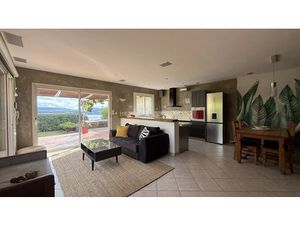 Location meublée villa 5 pièces 85 m² à Istres (13800)  1 675 €