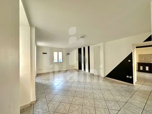 Vente maison 4 pièces 103 m² à Le Grand-Lemps (38690)  172 000 €