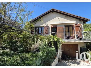 Vente maison 5 pièces 123 m² à Saint-Etienne (42000)  237 000 €