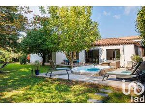 Vente Maison Piscine à Saint-Zacharie (83640) : à vendre Piscine / 138m² Saint-Zacharie