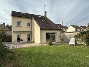 Vente maison 7 pièces 122 m² Grez-sur-Loing (77880)