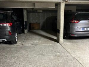 Parking saint mande métro