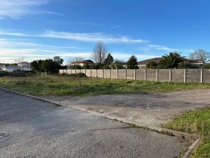 Vente terrain 340 m² à Biganos (33380)  150 000 €
