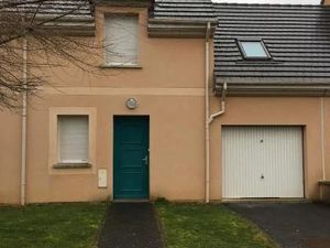 Location maison 4 pièces 72.33 m² à Beuzeville (27210)  900 €
