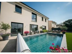 Maison de prestige en vente Mezel  France
