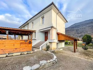 Vente maison 4 pièces 82.5 m² à Tencin (38570)  247 000 €