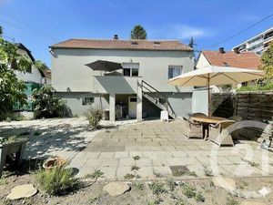 Maison à vendre - 10 pièces - 190 m2 - Lingolsheim - 67 - ALSACE