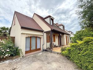 Vente maison 6 pièces 120 m² à Houdan (78550)  367 500 €