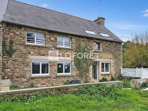 Maison T8 près de GUILLIERS à vendre