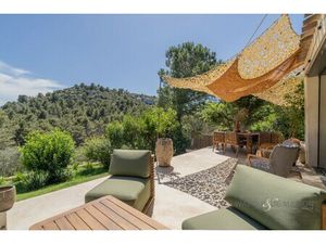 Maison de luxe à vendre aux Les Baux-de-Provence
