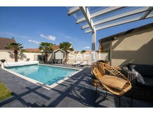 Maison contemporaine à vendre à Santeny