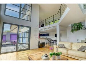 Maison de luxe à vendre dans le quartier Bas Buc