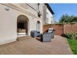 Maison de luxe à vendre dans le quartier L'Avenir