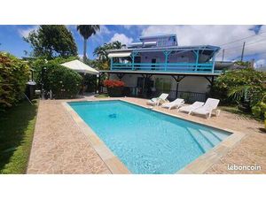 Résidence de tourisme avec 5 logements locatifs