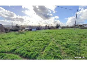 Terrain 1671 m² CURCY SUR ORNE