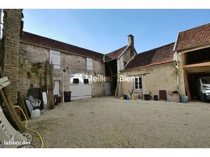 Maison de village 4 pièces 200 m²