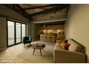 Loft 1 pièce 95 m²