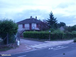 Pavillon sur sous-sol avec garage et jardin