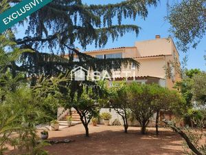 Maison 10 pièces 230 m²