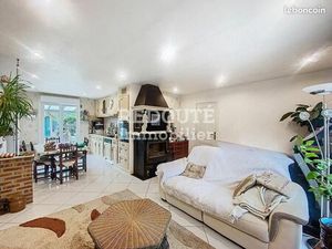 Maison 85 m² Moncetz Longevas