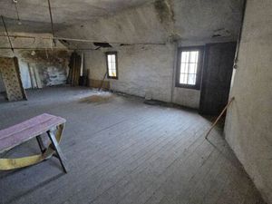 Appartement 1 pièce 90 m²