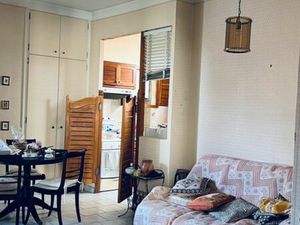 2 pieces à rénover