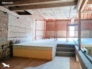 Maison 2 pièces 217 m²