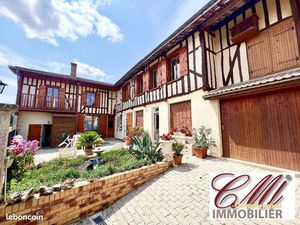 Maison 6 pièces 268 m²