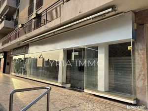 Local commercial 80 m² Saint-Raphaël