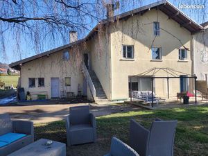 Bâtisse locative 350m2 | Champêtre | +3 apparts