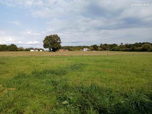 Terrain 2 852 m² Tocane Saint Apre