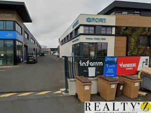 Local commercial 520 m²