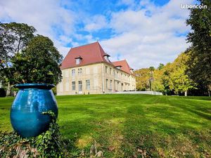 Maison 20 pièces 665 m²