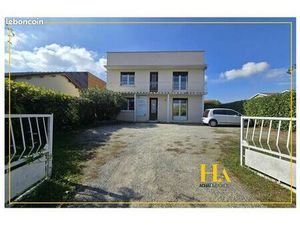 Local d'activité 210 m²