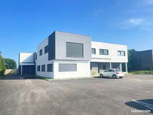 Local 365 m² WETTOLSHEIM