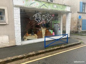 Local commercial 55 m² NOGENT LE ROI