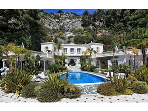 Location meublée villa 10 pièces 500 m² à Cap-d'Ail (06320)  NaN €