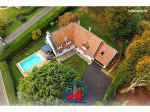 Propriété 9 pièces 212 m²